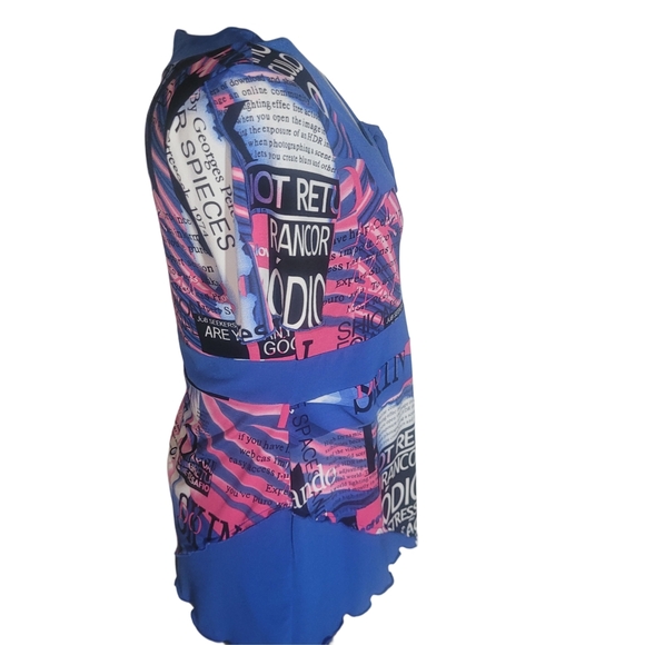 Le Grenier Blue and Pink Graphic Print Short Sleeve Top M - Picture 3 of 6